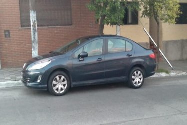 PEUGEOT 408 1.6 DIESEL PRIMERA MANO IMPECABLE