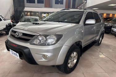 TOYOTA  SW4 SRV 4X4